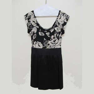 Express Dress Black/Cream Size 6 New with tags